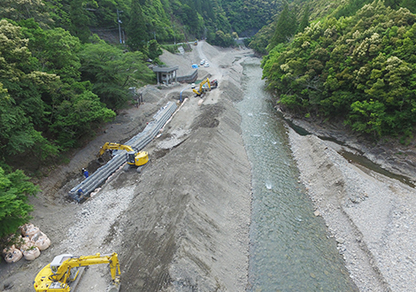 災害現場復旧のプロフェッショナル、新優建設